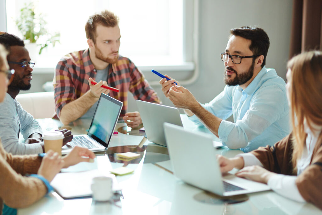PPC team discussing meta ads for healthcare